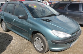 Peugeot 206 1.4 SW 2003г.