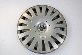  Оригинален тас  Volkswagen Passat 6 2005-2010   3C0601147B 2707