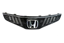  Решетка радиатор  Honda Jazz 2009-2013    2799