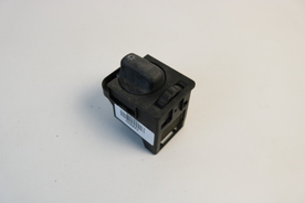  Превключвател фарове  Opel Astra F 1991-1997   GM 90213283