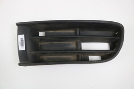 Лява решетка в предна броня  Volkswagen Polo 2002-2005   6Q0853665F 