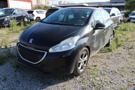 PEUGEOT 208 1.4i 2012 НА ЧАСТИ