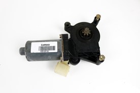 Десен мотор стъклоповдигач  Mercedes CLK W208 1997-2003 44230  Bosch 0130821723 