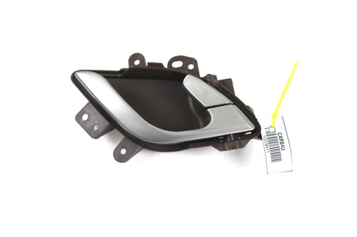 Предна дясна вътрешна дръжка  Mahindra XUV500 2011-2021    2785