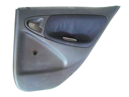 Задна дясна Кора за врата  Toyota Yaris 1999-2005 1.3 VVTi 67630-0D230-B0