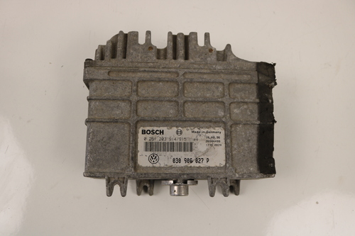  Компютър двигател  Volkswagen Polo 1994-2002 43922  Bosch 0261203914