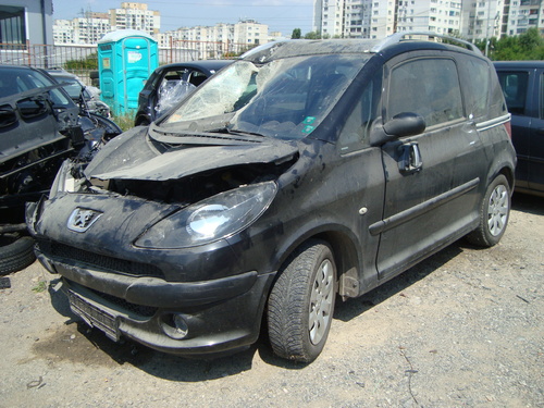 PEUGEOT 1007 1.6 16V НА ЧАСТИ