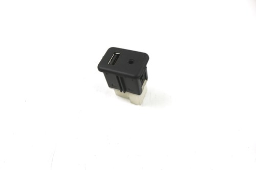  Aux/USB вход  Chevrolet Camaro 2010-2015   25832462 