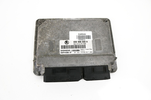  Компютър двигател  Skoda Fabia 1999-2007 1.2 12V Комби 03Е906033А AZQ