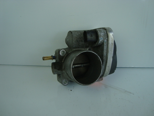 Дроселова клапа	RENAULT  MEGANE 1.6 I  2006-2010  8200190230