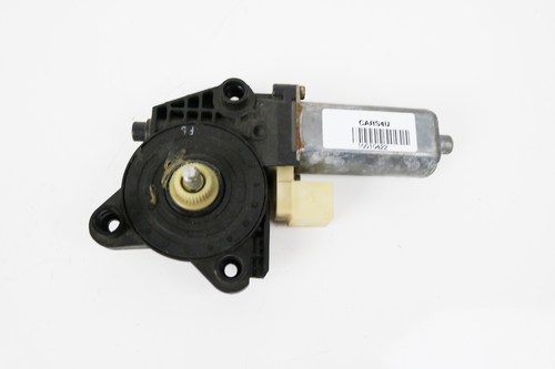 Заден ляв мотор стъклоповдигач  Mercedes C Class W203 2001-2007   Bosch 0130822008 