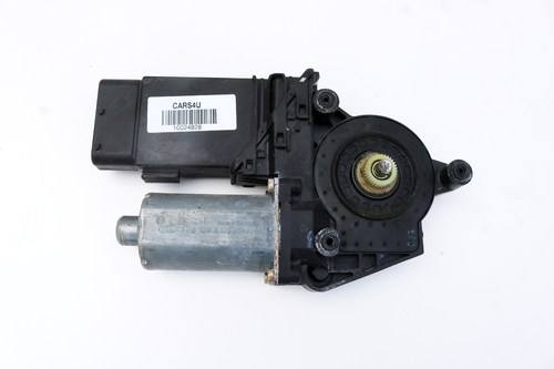 Преден ляв мотор стъклоповдигач  Volkswagen Passat 1996-2995   Bosch 0130821695 